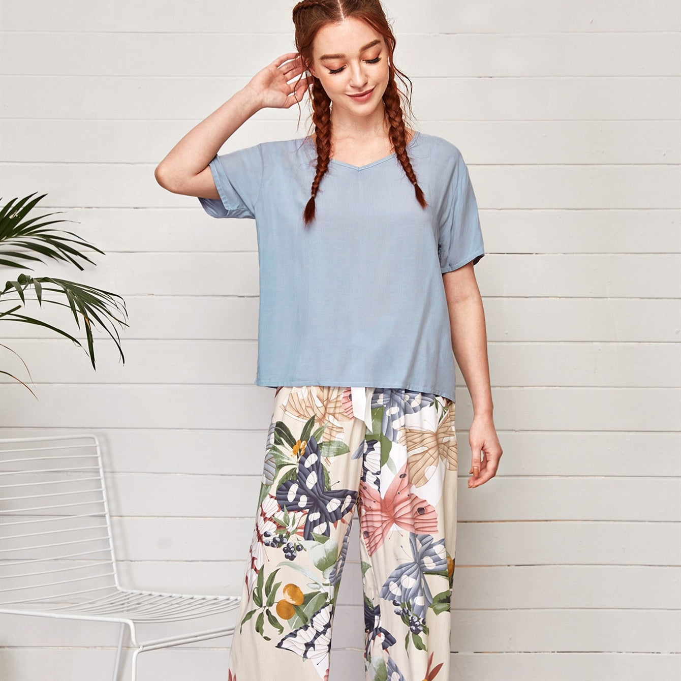 Big Leaf Printed V-Neck Loose Pajamas